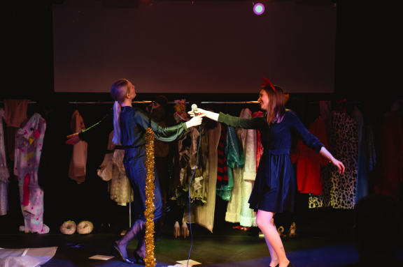 &Rcy;&acy;&scy;&scy;&kcy;&acy;&zhcy;&icy;&comma; &Scy;&ncy;&iecy;&gcy;&ucy;&rcy;&ocy;&chcy;&kcy;&acy;