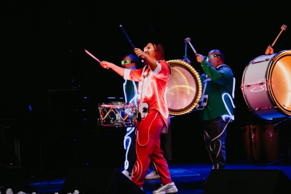 &Pcy;&ocy; &gcy;&lcy;&acy;&vcy;&ncy;&ocy;&jcy; &ucy;&lcy;&icy;&tscy;&iecy; &scy; &ocy;&rcy;&kcy;&iecy;&scy;&tcy;&rcy;&ocy;&mcy;