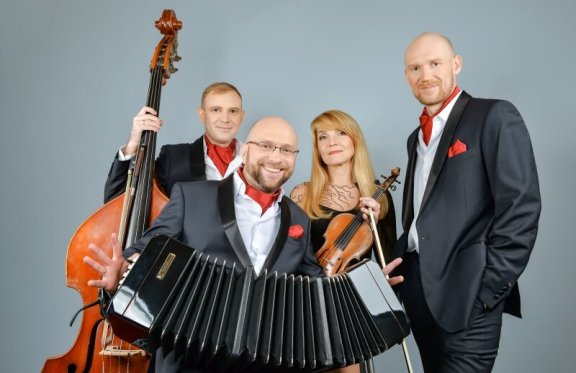 &Vcy;&iecy;&lcy;&icy;&kcy;&icy;&jcy; &Acy;&scy;&tcy;&ocy;&rcy;