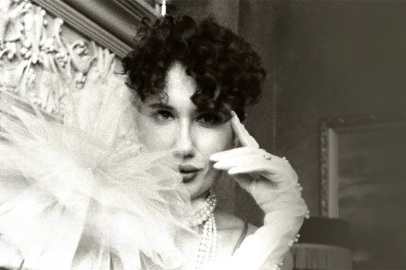 &Scy;&acy;&rcy;&acy;&colon; &Icy;&gcy;&rcy;&acy; &vcy; &ncy;&acy;&scy;&lcy;&iecy;&dcy;&ncy;&icy;&kcy;&ocy;&vcy;