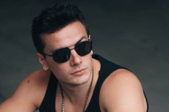 NЮ (Юрий Николаенко)