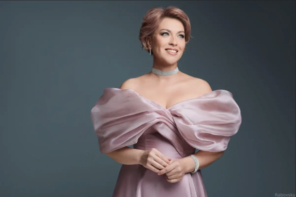 &Vcy;&ocy;&scy;&kcy;&rcy;&iecy;&scy;&iecy;&ncy;&softcy;&iecy; &scy; &CHcy;&acy;&jcy;&kcy;&ocy;&vcy;&scy;&kcy;&icy;&mcy;