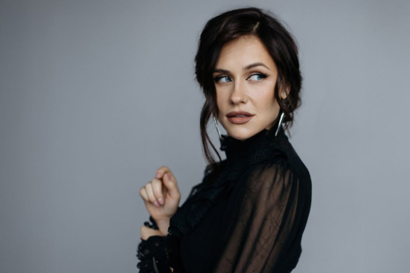 &Ocy;&lcy;&softcy;&gcy;&acy; &Mcy;&acy;&lcy;&acy;&shchcy;&iecy;&ncy;&kcy;&ocy;&period; Stand Up &CHcy;&iecy;&lcy;&yacy;&bcy;&icy;&ncy;&scy;&kcy;