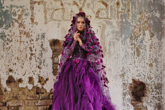 &Fcy;&icy;&ncy;&acy;&lcy; &fcy;&iecy;&scy;&tcy;&icy;&vcy;&acy;&lcy;&yacy; &mcy;&ocy;&dcy;&ycy; "&Pcy;&lcy;&acy;&tcy;&softcy;&iecy; &gcy;&ocy;&rcy;&ocy;&dcy;&acy;"