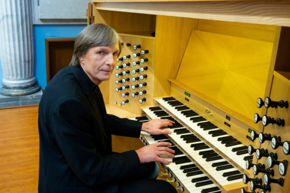 &Vcy;&period; &KHcy;&ocy;&mcy;&yacy;&kcy;&ocy;&vcy; &icy; &YUcy;&period; &Scy;&iecy;&mcy;&iocy;&ncy;&ocy;&vcy;&acy;