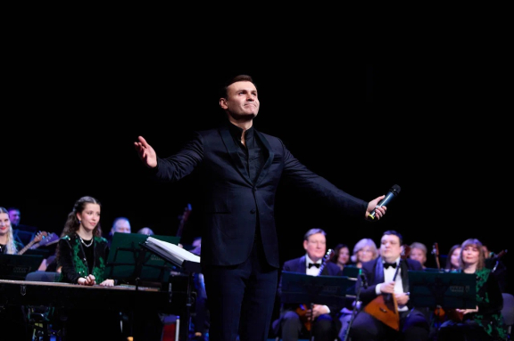 &Ocy;&rcy;&kcy;&iecy;&scy;&tcy;&rcy; &Mcy;&acy;&lcy;&acy;&khcy;&icy;&tcy; "&YAcy; &pcy;&ocy;&dcy;&acy;&rcy;&yucy; &vcy;&acy;&mcy; &tscy;&iecy;&lcy;&ycy;&jcy; &mcy;&icy;&rcy;" &Dcy;&period; &Rcy;&icy;&bcy;&iecy;&rcy;&ocy;