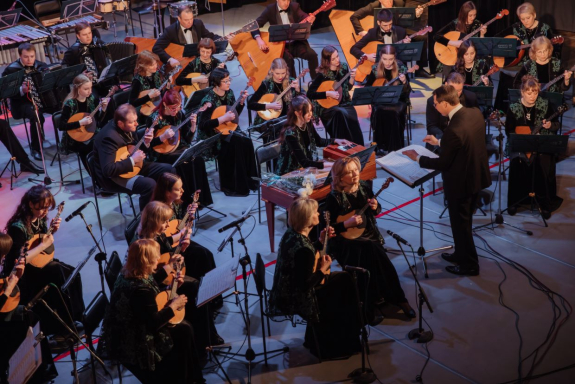 &Ocy;&rcy;&kcy;&iecy;&scy;&tcy;&rcy; &Mcy;&acy;&lcy;&acy;&khcy;&icy;&tcy; &laquo;&Zcy;&ocy;&lcy;&ocy;&tcy;&ycy;&iecy; &rcy;&ocy;&scy;&scy;&ycy;&pcy;&icy; &mcy;&iecy;&lcy;&ocy;&dcy;&icy;&jcy;&raquo;