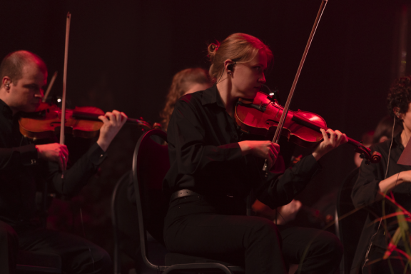 &Ocy;&rcy;&kcy;&iecy;&scy;&tcy;&rcy; CAGMO &mdash; &Scy;&icy;&mcy;&fcy;&ocy;&ncy;&icy;&yacy; &Kcy;&ocy;&rcy;&ocy;&lcy;&softcy; &icy; &SHcy;&ucy;&tcy; &mdash; &Dcy;&vcy;&ocy;&jcy;&ncy;&ocy;&jcy; &kcy;&ocy;&ncy;&tscy;&iecy;&rcy;&tcy;