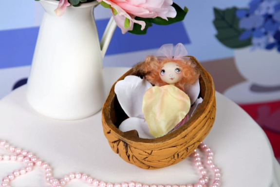 Дюймовочка