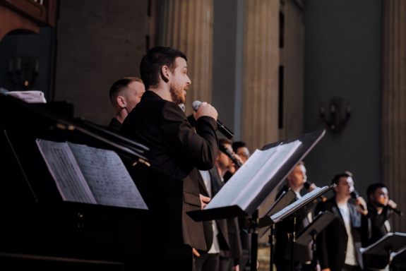 &Lcy;&yucy;&bcy;&ocy;&vcy;&softcy; a cappella