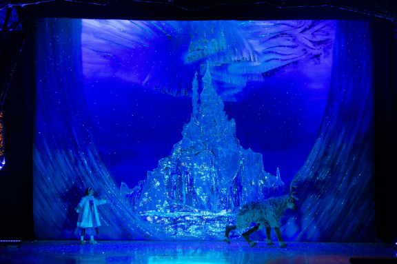 Московская премьера Новогодней сказки "СНЕЖНАЯ КОРОЛЕВА" от режиссёра Московского театра Н. Сац В. Меркулова