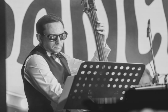 Let's dance! Потанцуем!