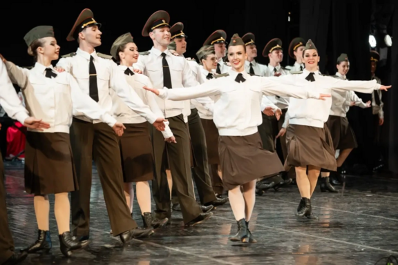 &Ecy;&tcy;&icy;&khcy; &dcy;&ncy;&iecy;&jcy; &ncy;&iecy; &scy;&mcy;&ocy;&lcy;&kcy;&ncy;&iecy;&tcy; &scy;&lcy;&acy;&vcy;&acy;