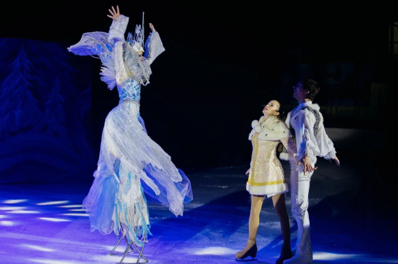 Цирк на льду  "Снежная королева"