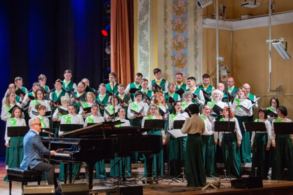 Мелодии и ритмы: сделано в СССР Д.Мажуков