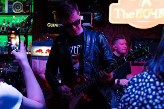 Новогодний корпоратив с группой The Fineders