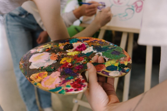 &Acy;&rcy;&tcy;-&vcy;&iecy;&chcy;&iecy;&rcy;&icy;&ncy;&kcy;&acy;