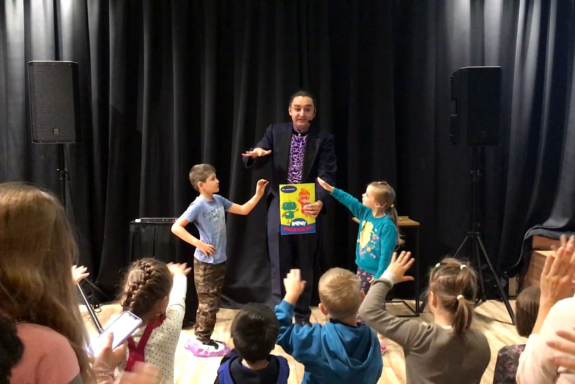 &Icy;&ncy;&tcy;&iecy;&rcy;&acy;&kcy;&tcy;&icy;&vcy;&ncy;&ocy;&iecy; &icy;&lcy;&lcy;&yucy;&zcy;&icy;&ocy;&ncy;&ncy;&ocy;&iecy; &shcy;&ocy;&ucy; "&Acy;&bcy;&rcy;&acy;&kcy;&acy;&dcy;&acy;&bcy;&rcy;&acy;"