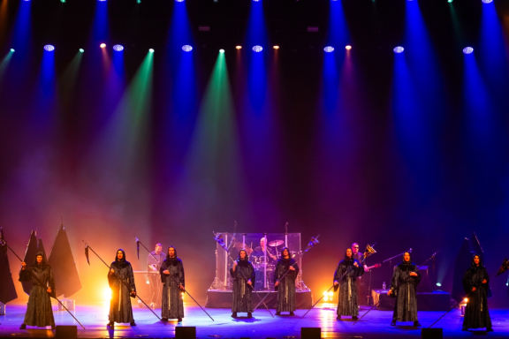 Легендарные хиты ENIGMA, SANDRA, GREGORIAN в шоу MIRROR OF ENIGMA