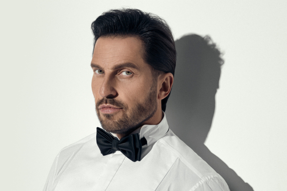 Артур Пирожков