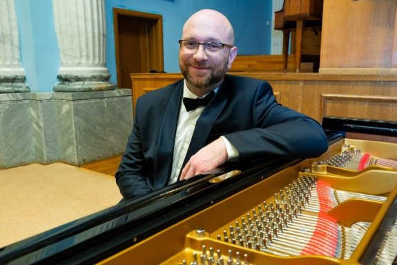 &Vcy;&ocy;&scy;&kcy;&rcy;&iecy;&scy;&iecy;&ncy;&softcy;&iecy; &scy; &Pcy;&rcy;&ocy;&kcy;&ocy;&fcy;&softcy;&iecy;&vcy;&ycy;&mcy;