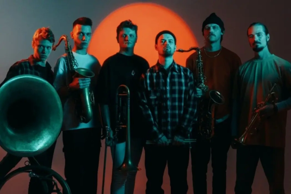 &Ecy;&lcy;&iecy;&kcy;&tcy;&rcy;&ocy;-&bcy;&rcy;&acy;&scy;&scy; &shcy;&ocy;&ucy; "&Ncy;&acy;&gcy;&iecy;&rcy;&scy;"