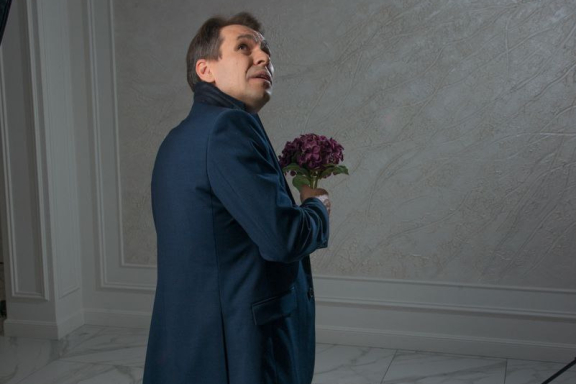 Пришёл мужчина к женщине