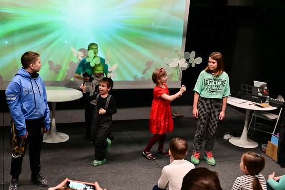 &Mcy;&acy;&scy;&tcy;&iecy;&rcy;-&kcy;&lcy;&acy;&scy;&scy; &laquo;&Zcy;&vcy;&ucy;&kcy;&icy; &icy; &mcy;&ucy;&zcy;&ycy;&kcy;&acy; &vcy; &Tcy;&iecy;&acy;&tcy;&rcy;&iecy; &kcy;&ucy;&kcy;&ocy;&lcy;&raquo;