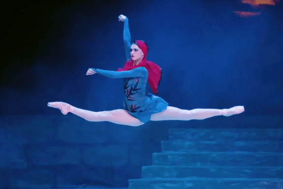 &Mcy;&ocy;&scy;&kcy;&ocy;&vcy;&scy;&kcy;&icy;&jcy; &tcy;&iecy;&acy;&tcy;&rcy; "&Rcy;&ucy;&scy;&scy;&kcy;&icy;&jcy; &bcy;&acy;&lcy;&iecy;&tcy;" &Bcy;&acy;&lcy;&iecy;&tcy; " &Scy;&iecy;&mcy;&softcy; &kcy;&rcy;&acy;&scy;&acy;&vcy;&icy;&tscy;"