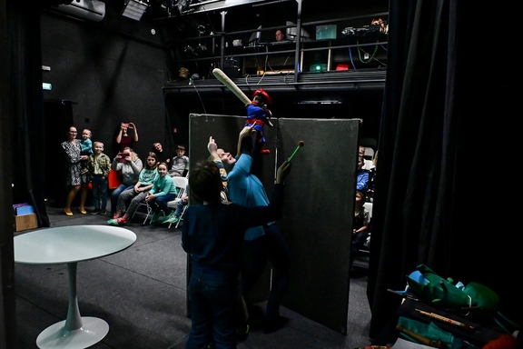 &Mcy;&acy;&scy;&tcy;&iecy;&rcy;-&kcy;&lcy;&acy;&scy;&scy; &laquo;&Zcy;&vcy;&ucy;&kcy;&icy; &icy; &mcy;&ucy;&zcy;&ycy;&kcy;&acy; &vcy; &Tcy;&iecy;&acy;&tcy;&rcy;&iecy; &kcy;&ucy;&kcy;&ocy;&lcy;&raquo;