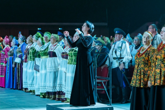 &Pcy;&iecy;&vcy;&chcy;&iecy;&scy;&kcy;&icy;&jcy; &fcy;&iecy;&scy;&tcy;&icy;&vcy;&acy;&lcy;&softcy; "&Rcy;&ucy;&scy;&scy;&kcy;&ocy;&iecy; &Pcy;&ocy;&lcy;&iecy;"