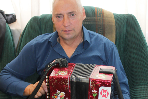 &Vcy; &gcy;&ocy;&scy;&tcy;&yacy;&khcy; &ucy; &Mcy;&icy;&tcy;&rcy;&ocy;&fcy;&acy;&ncy;&ocy;&vcy;&ncy;&ycy;&period; &Zcy;&ocy;&lcy;&ocy;&tcy;&acy;&yacy; &dcy;&iecy;&scy;&yacy;&tcy;&kcy;&acy; &gcy;&acy;&rcy;&mcy;&ocy;&ncy;&icy;&scy;&tcy;&ocy;&vcy; &YUcy;&zhcy;&ncy;&ocy;&gcy;&ocy; &Ucy;&rcy;&acy;&lcy;&acy;