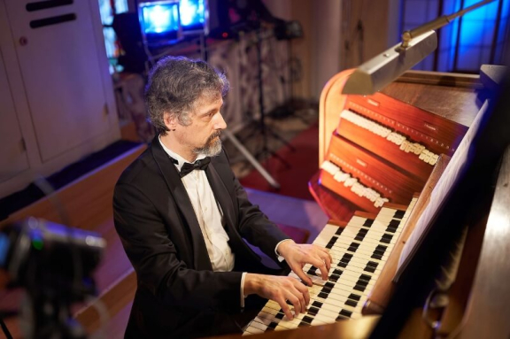 &Bcy;&acy;&khcy; &icy; &vcy;&iecy;&lcy;&icy;&kcy;&icy;&iecy; &ocy;&rcy;&gcy;&acy;&ncy;&ncy;&ycy;&iecy; &tcy;&rcy;&acy;&dcy;&icy;&tscy;&icy;&icy;