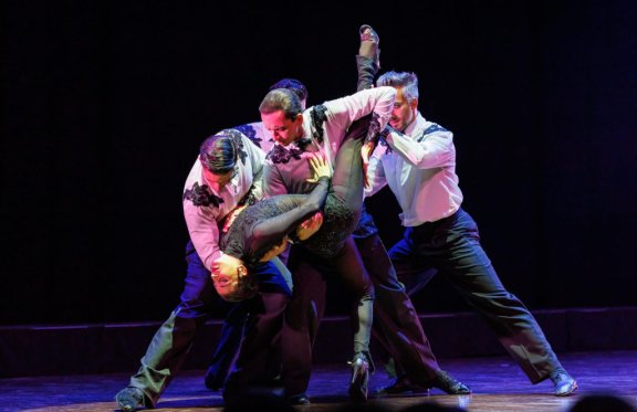 &Acy;&rcy;&gcy;&iecy;&ncy;&tcy;&icy;&ncy;&scy;&kcy;&ocy;&iecy; &tcy;&acy;&ncy;&gcy;&ocy; &lpar;&Bcy;&ucy;&ecy;&ncy;&ocy;&scy;-&Acy;&jcy;&rcy;&iecy;&scy;&rpar;