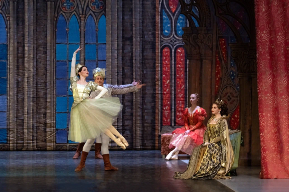 балет "Лебединое озеро"/ Челябинск