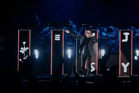 ЛЕГЕНДАРНЫЕ ХИТЫ DEPECHE MODE «ENJOY THE SYMPHONY» SHOW с оркестром