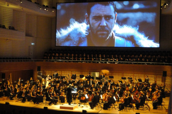 &SHcy;&ocy;&ucy; &scy;&acy;&ucy;&ncy;&dcy;&tcy;&rcy;&iecy;&kcy;&ocy;&vcy;-&Rcy;&ocy;&scy;&scy;&icy;&yacy; VS Hollywood &scy; ACO-&ocy;&rcy;&kcy;&iecy;&scy;&tcy;&rcy;&ocy;&mcy;