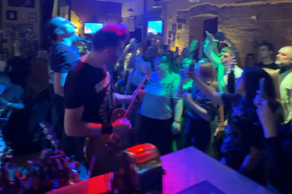 &Kcy;&Acy;&Rcy;&Acy;&Ocy;&Kcy;&IEcy; &Scy; &ZHcy;&Icy;&Vcy;&Ocy;&Jcy; &Gcy;&Rcy;&Ucy;&Pcy;&Pcy;&Ocy;&Jcy;