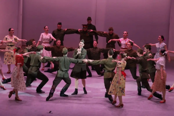 &Ecy;&tcy;&icy;&khcy; &dcy;&ncy;&iecy;&jcy; &ncy;&iecy; &scy;&mcy;&ocy;&lcy;&kcy;&ncy;&iecy;&tcy; &scy;&lcy;&acy;&vcy;&acy;