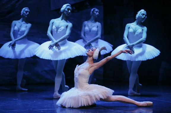балет "Лебединое озеро"/ Челябинск