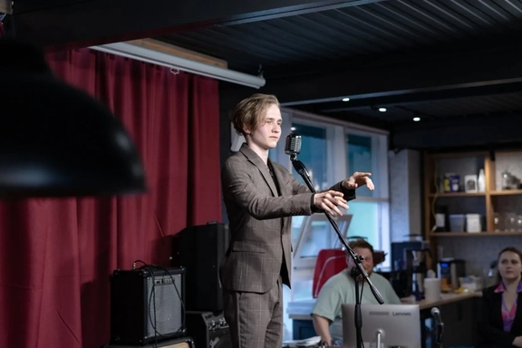 &Pcy;&ocy;&ecy;&tcy;&icy;&chcy;&iecy;&scy;&kcy;&icy;&jcy; &scy;&lcy;&ecy;&mcy;