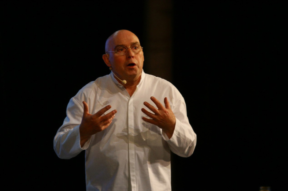 ВИКТОР СУХОРУКОВ. МОНОСПЕКТАКЛЬ "СЧАСТЛИВЫЕ ДНИ"