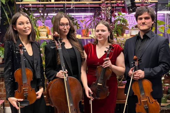 &Kcy;&ocy;&ncy;&tscy;&iecy;&rcy;&tcy; &zhcy;&icy;&vcy;&ocy;&jcy; &mcy;&ucy;&zcy;&ycy;&kcy;&icy; "&Zcy;&icy;&mcy;&ncy;&icy;&iecy; &gcy;&rcy;&iecy;&zcy;&ycy;"