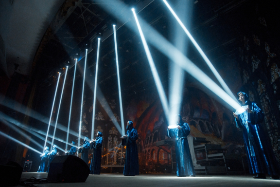 Легендарные хиты ENIGMA, SANDRA, GREGORIAN в шоу MIRROR OF ENIGMA