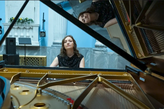 &Vcy;&ocy;&scy;&kcy;&rcy;&iecy;&scy;&iecy;&ncy;&softcy;&iecy; &scy; &CHcy;&acy;&jcy;&kcy;&ocy;&vcy;&scy;&kcy;&icy;&mcy;