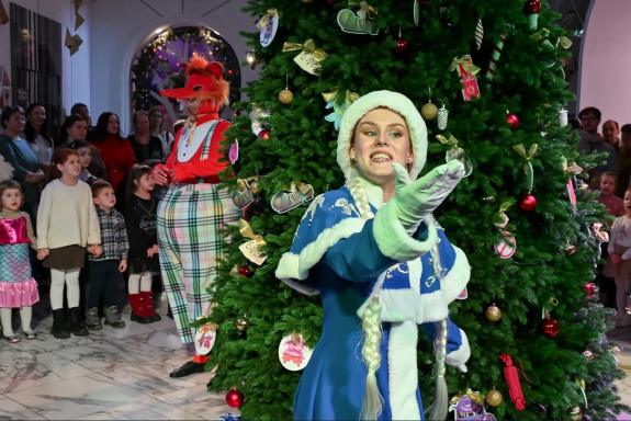 &Ncy;&ocy;&vcy;&ocy;&gcy;&ocy;&dcy;&ncy;&icy;&iecy; &pcy;&ocy;&khcy;&ocy;&zhcy;&dcy;&iecy;&ncy;&icy;&yacy; &Lcy;&icy;&scy;&acy; &icy; &Pcy;&ocy;&rcy;&ocy;&scy;&iocy;&ncy;&kcy;&acy;