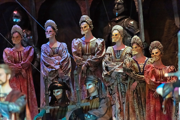 "&Rcy;&ocy;&mcy;&iecy;&ocy; &icy; &Dcy;&zhcy;&ucy;&lcy;&softcy;&iecy;&tcy;&tcy;&acy;" &gcy;&period; &Mcy;&icy;&ncy;&scy;&kcy;