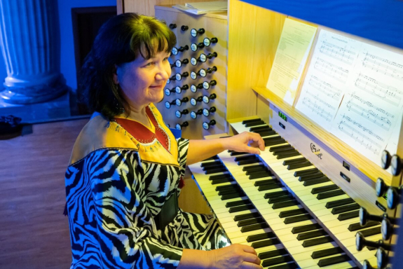 &Ucy;&pcy;&rcy;&yacy;&mcy;&ycy;&jcy; &scy;&lcy;&ocy;&ncy;&iecy;&ncy;&ocy;&kcy;