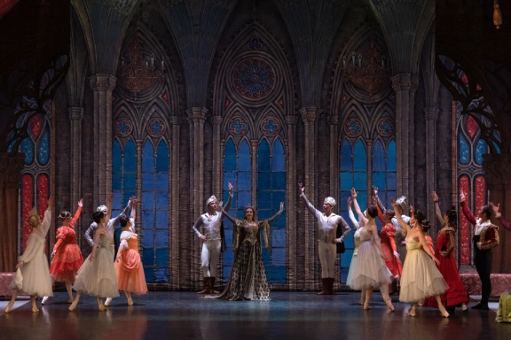 балет "Лебединое озеро"/ Челябинск